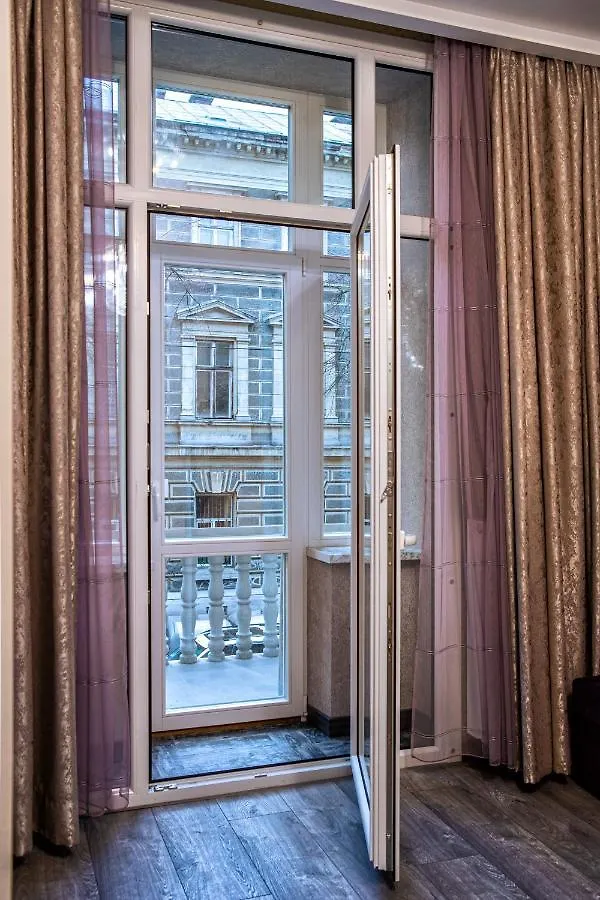 2 - Bedroom Apartments Galicia Lviv 0*,